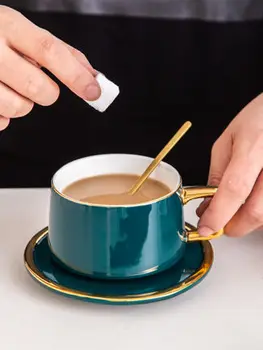 Macaron spalvos keramikos kavos puodelio lėkštė nustatyti Europos kavos puodelio patiekalas set home paprasta popietę teaware su šaukštu